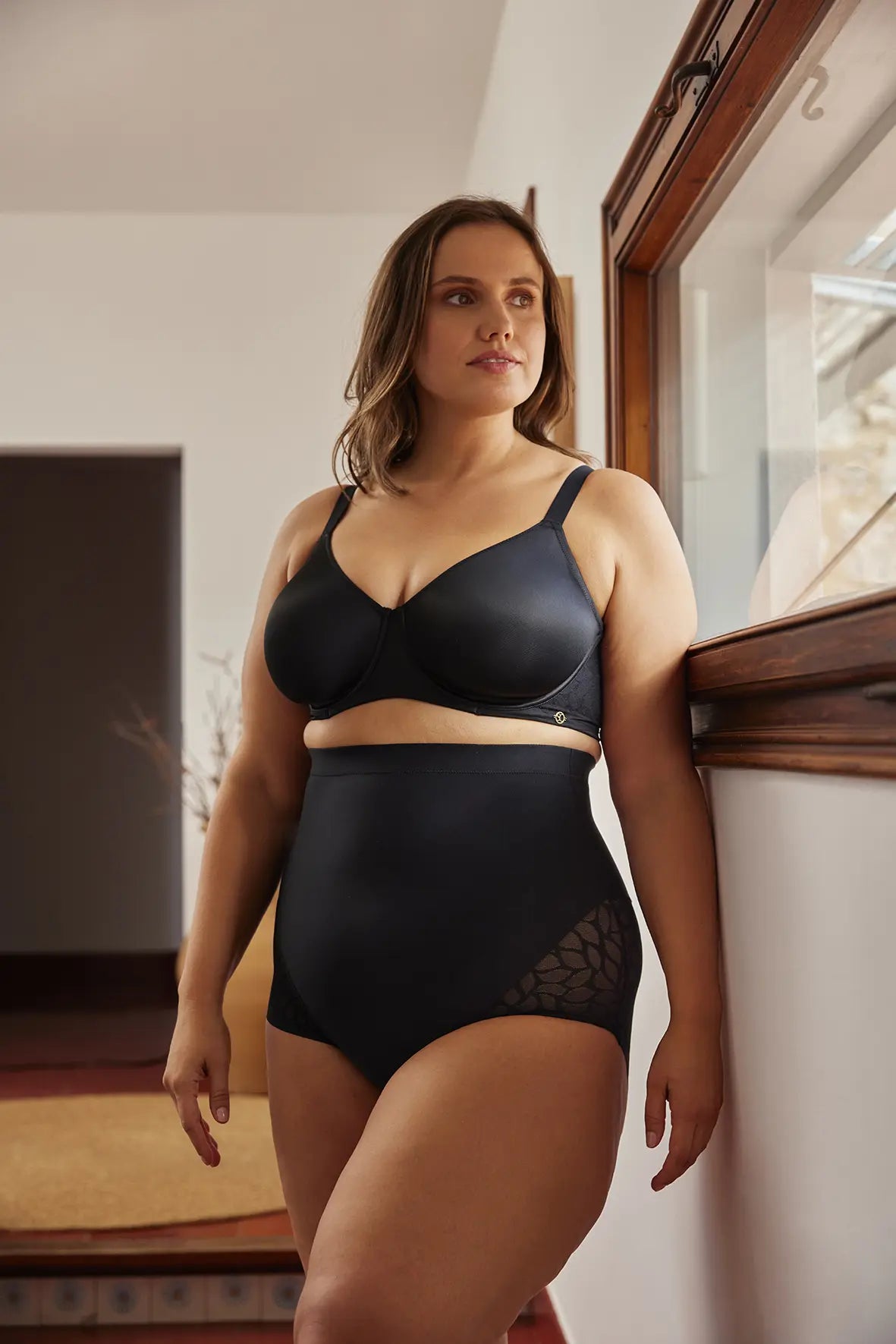 Culotte taille très haute Perfect curves Noir