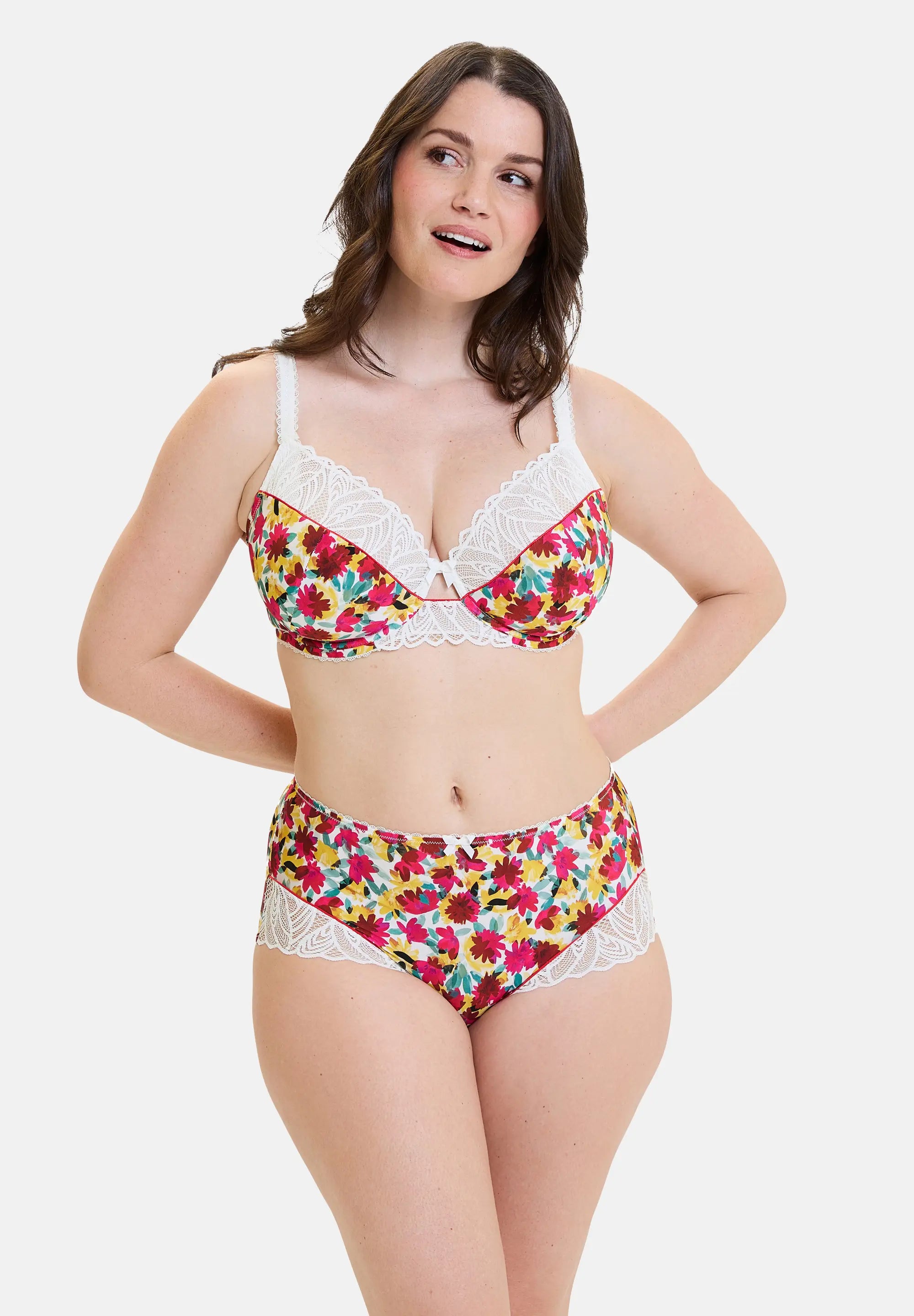 Shorty Célia Fleurs Rouges & Jaunes