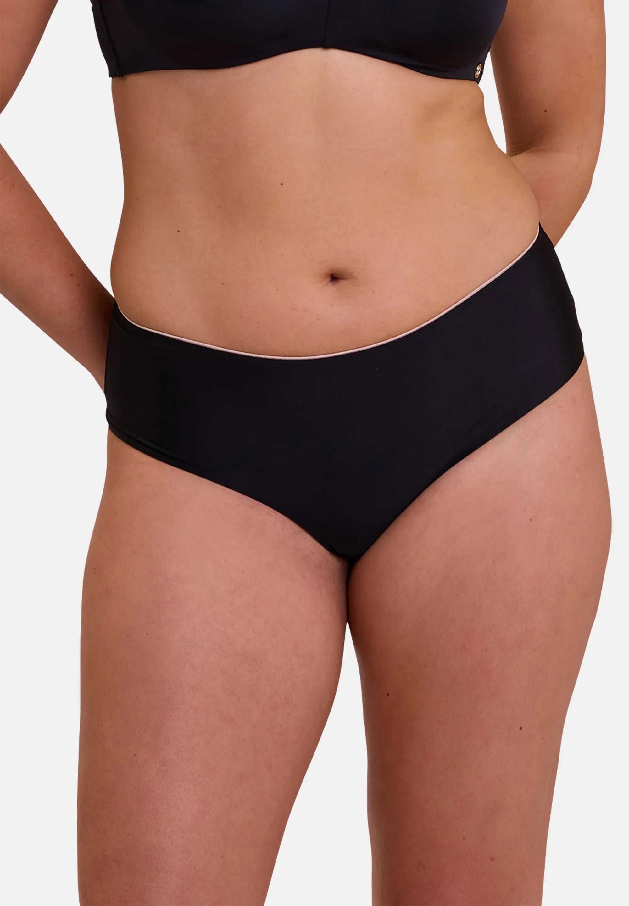 Shorty noir pour femme