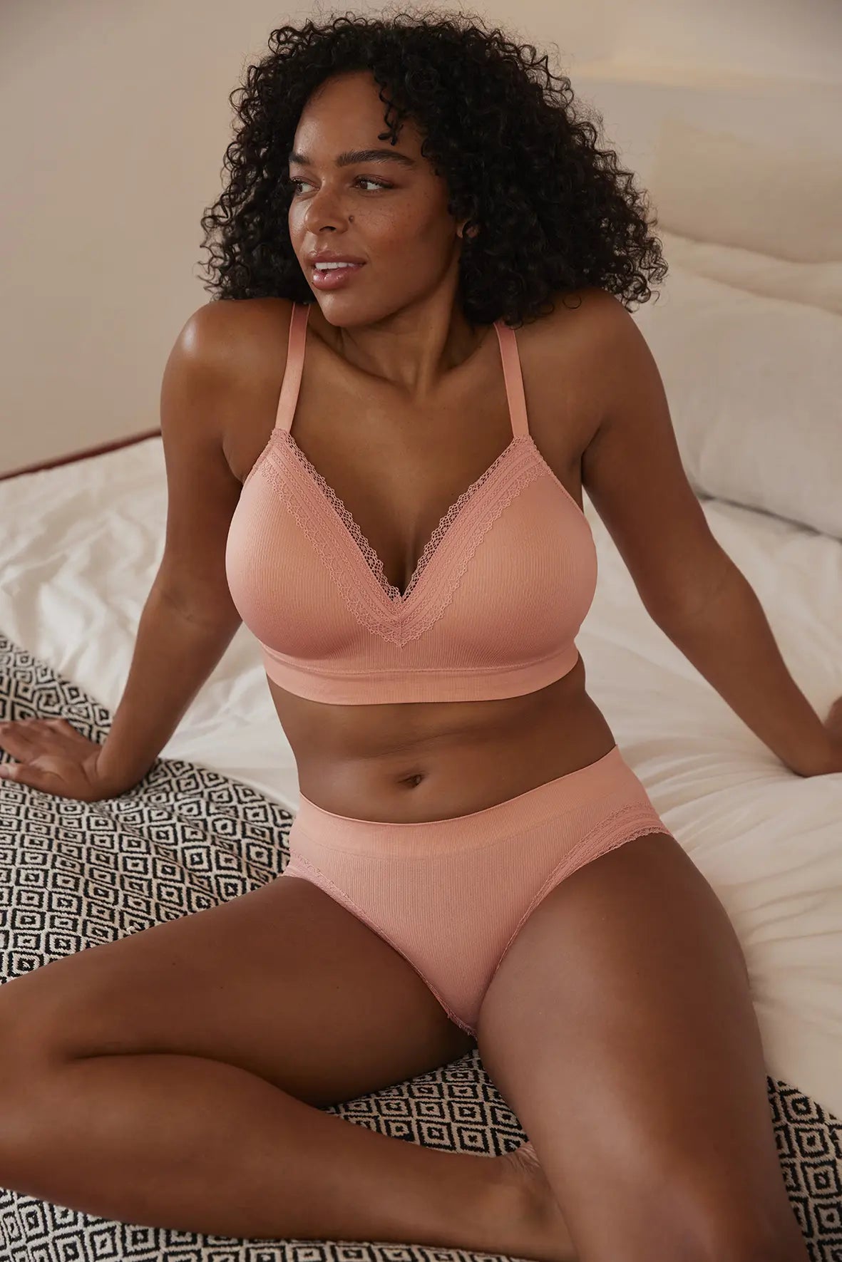 Braguita clásica Agathe Rosa Nórdica