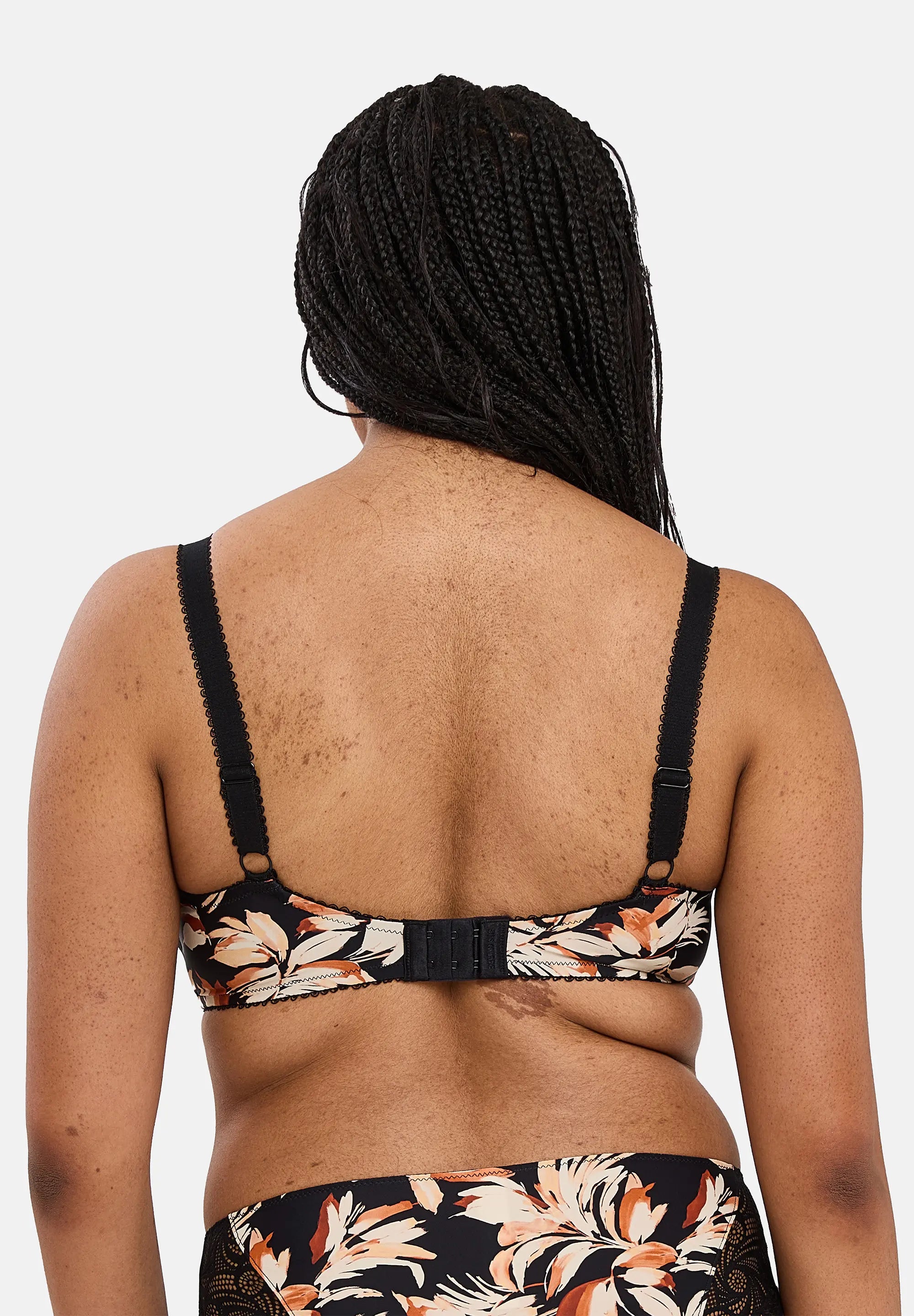 Volle cup BH Ariane Fantaisy met bladprint & zwart