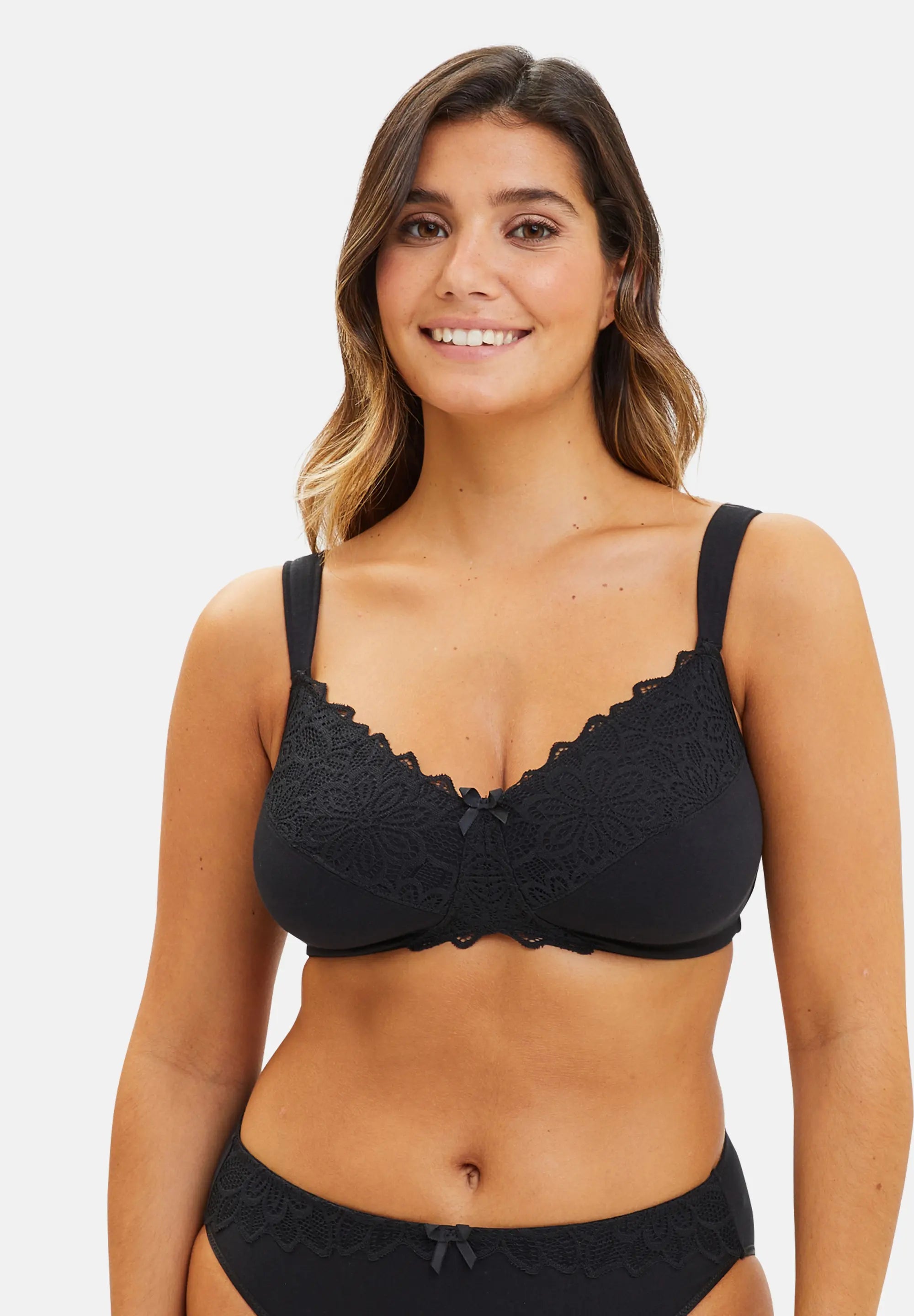 Soutien-gorge noir post opératoire