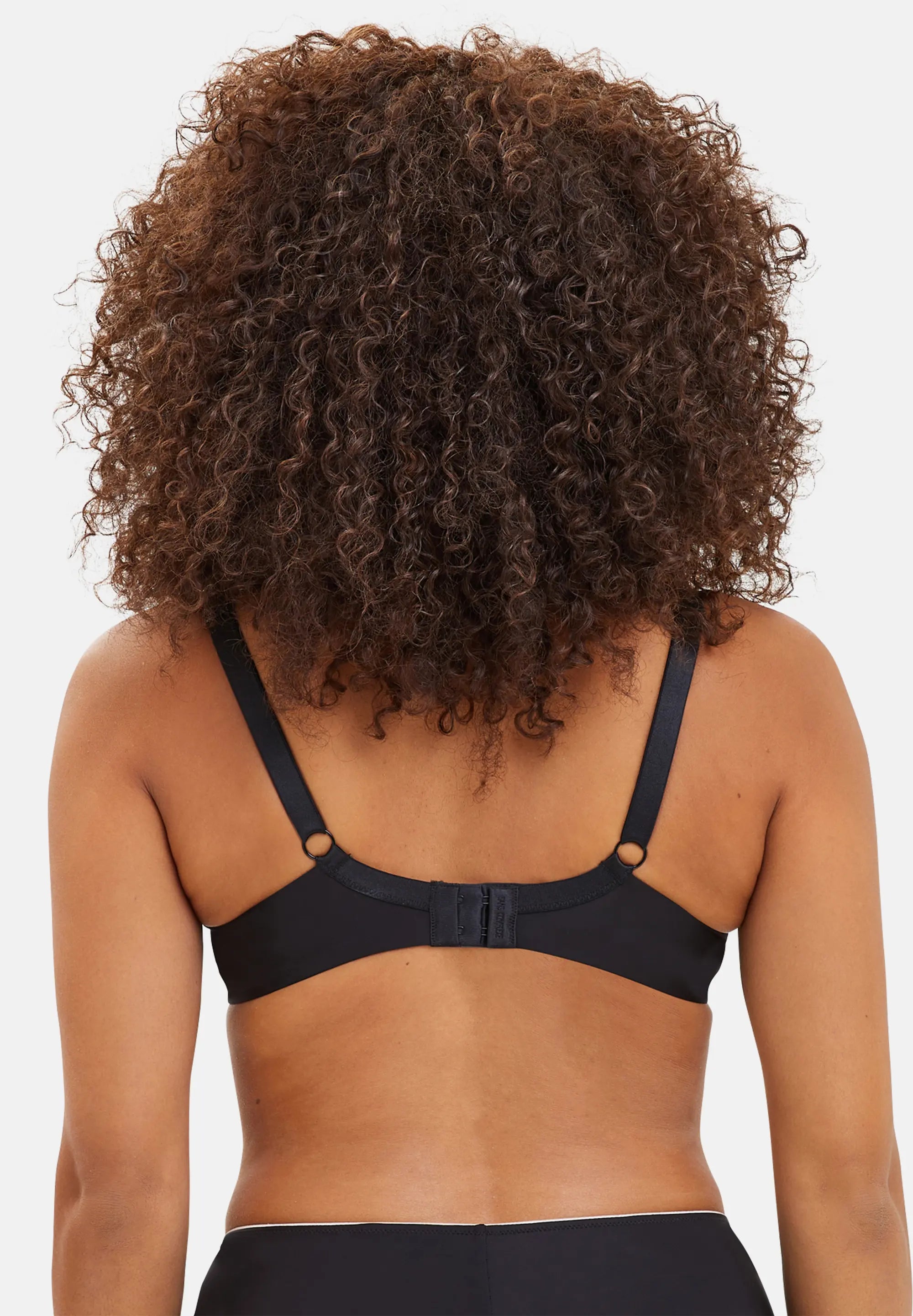 Soutien-gorge corbeille avec armatures - noir et beige - de dos