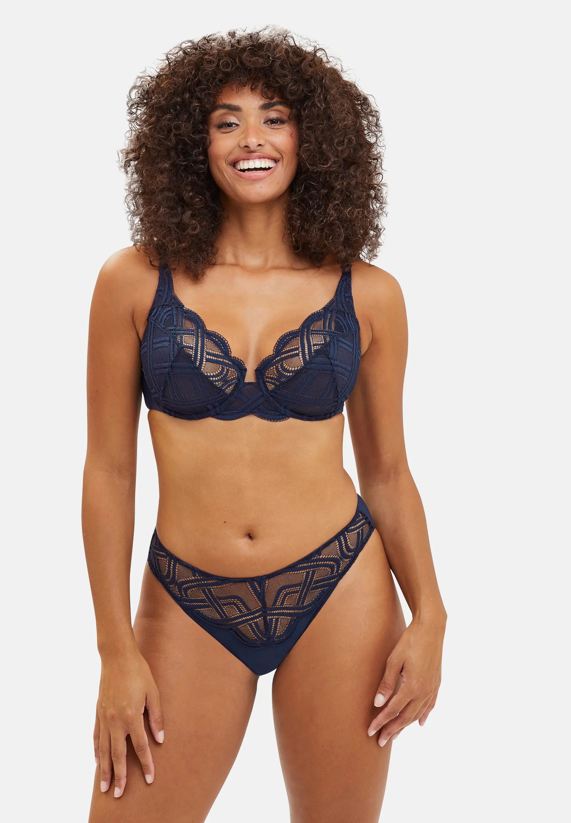 Soutien-gorge emboîtant avec broderie - bleu marine - assorti avec un slip