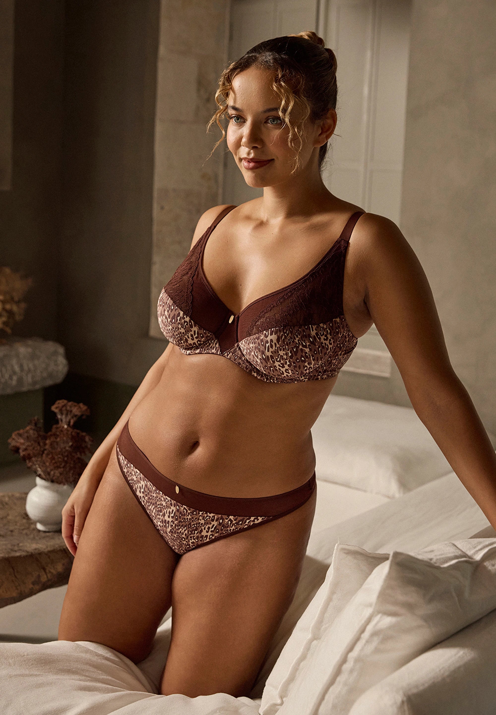 String Naia Guépard Chocolat