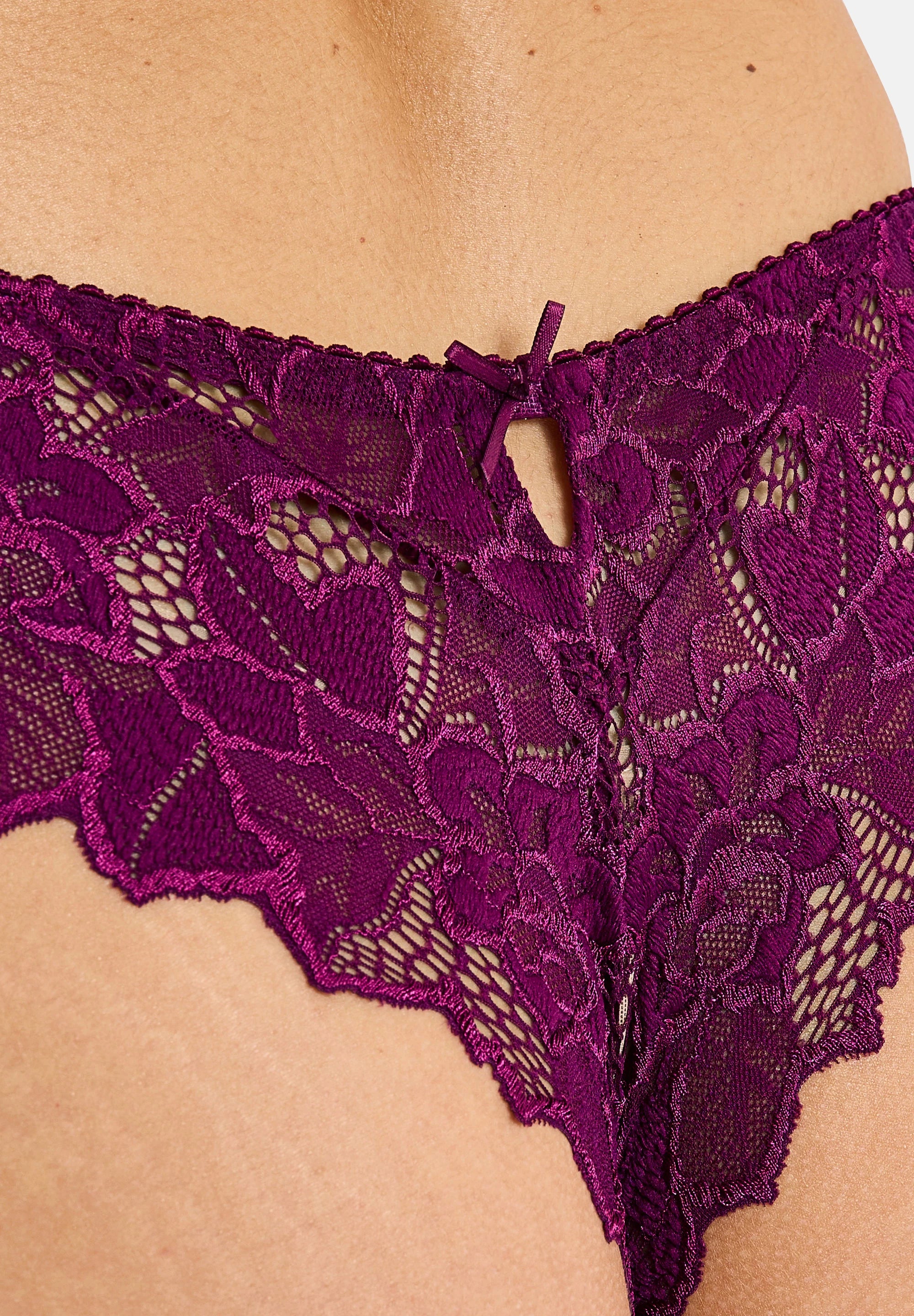 Tanga Arum Magenta Pourpre