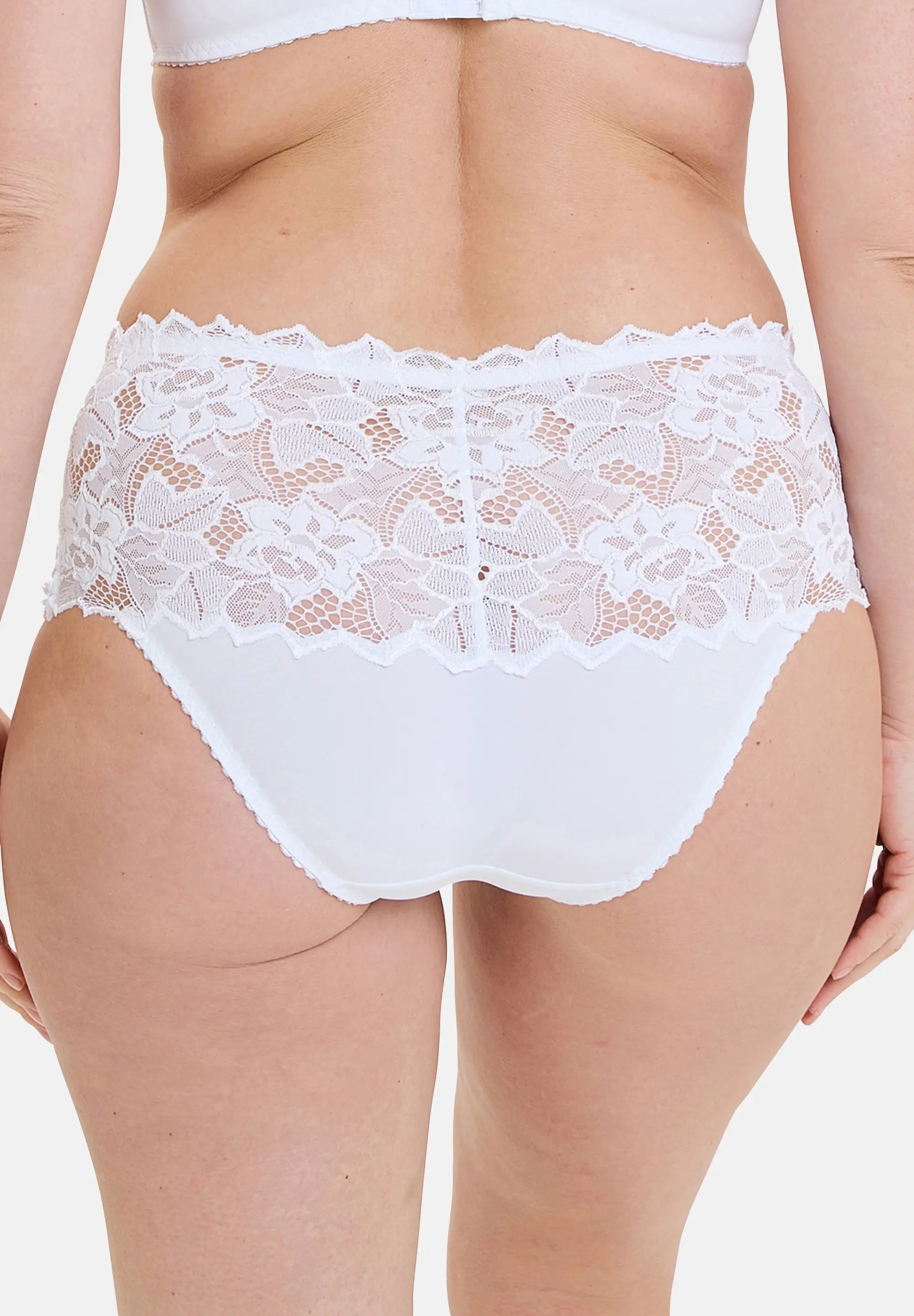 Pack of 3 medium briefs Arum Black, White and Skin