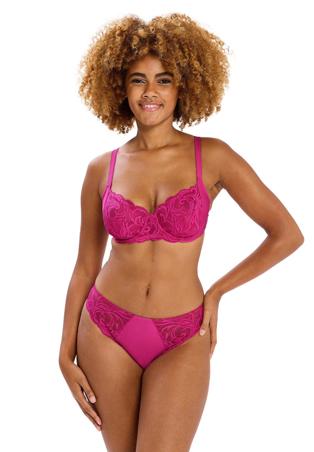 Mannequin portant un Slip Carla rouge fuchsia – vue de face