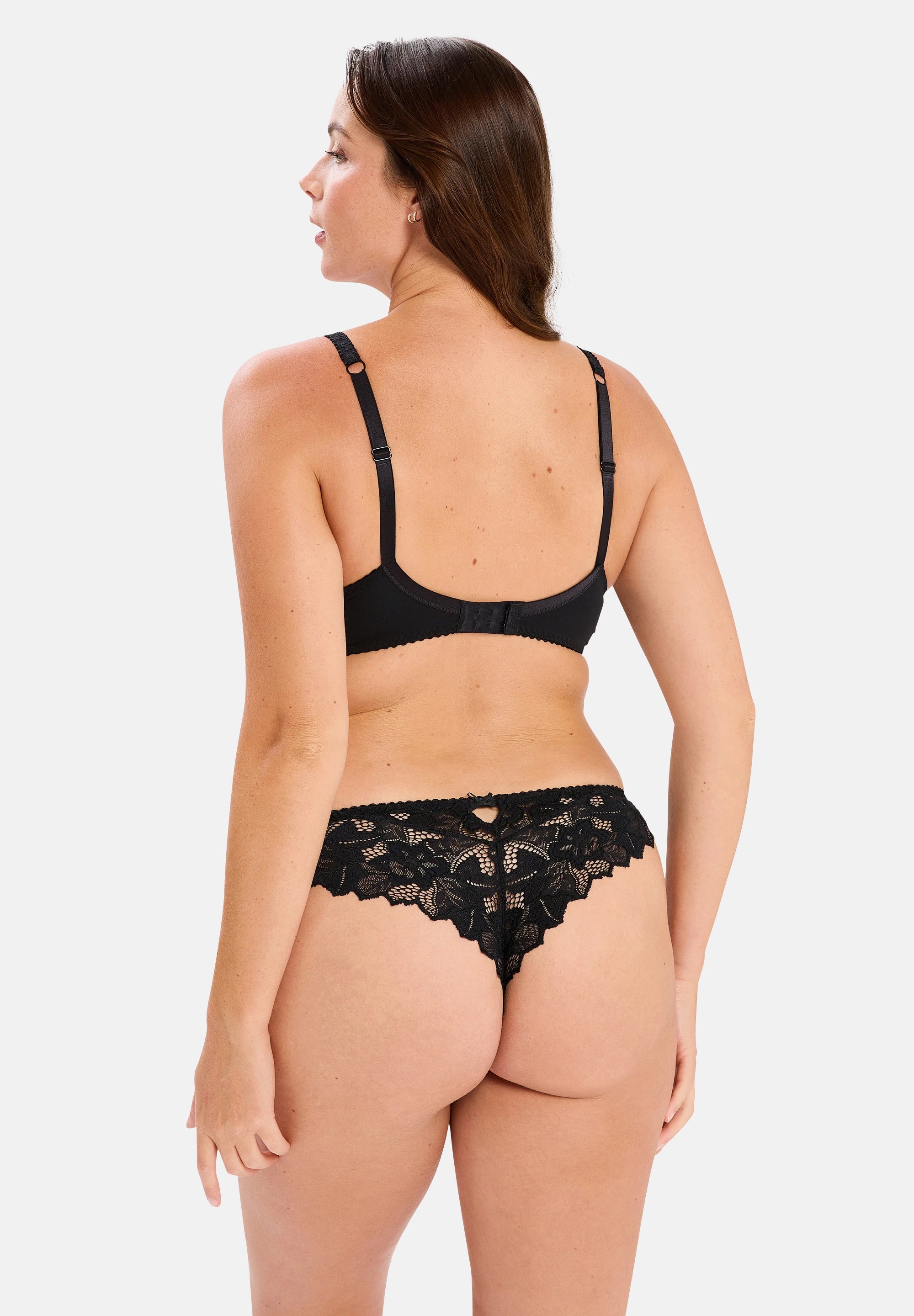 Mannequin portant Tanga Arum Noir